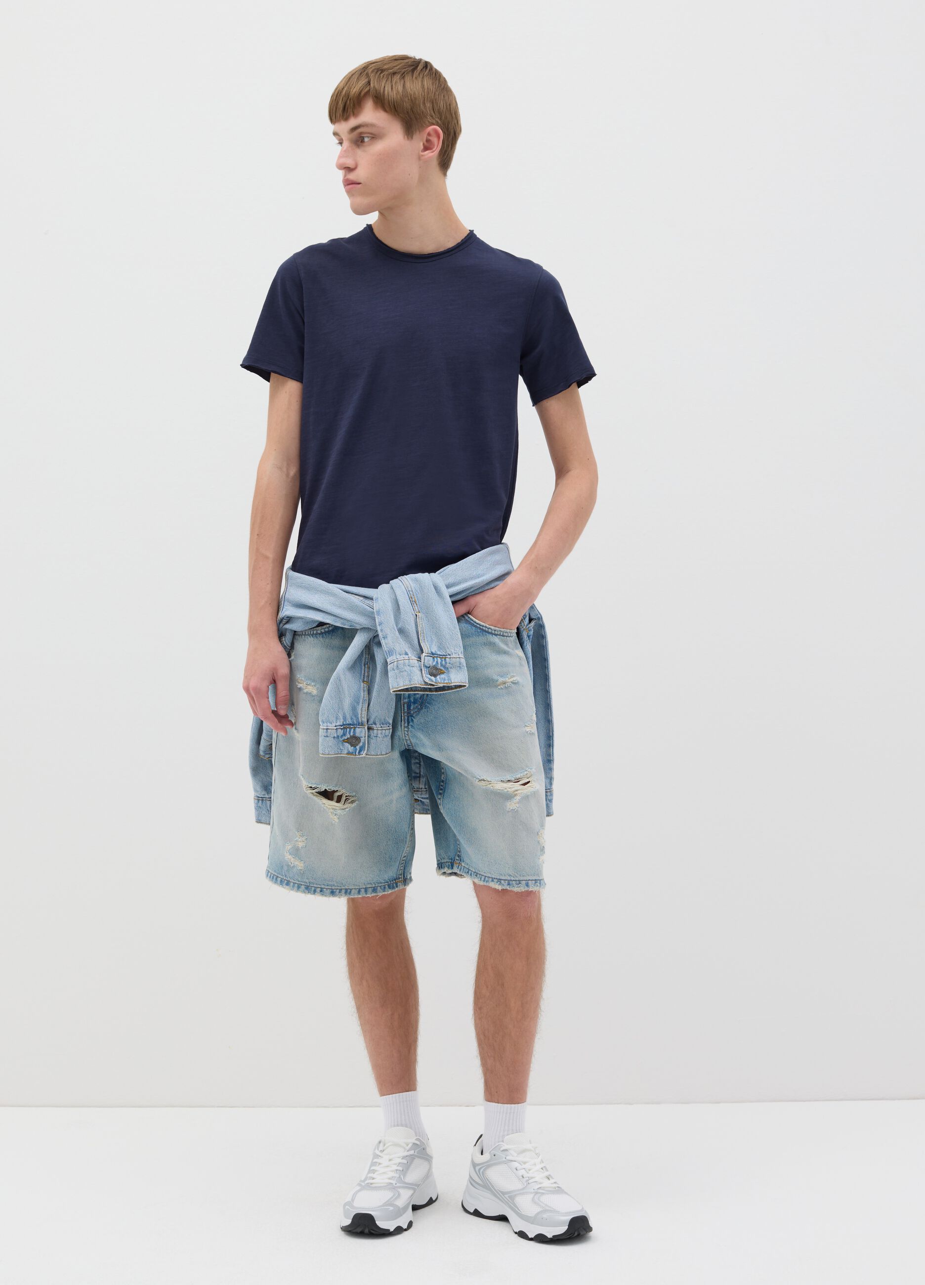Cotton T-shirt with round neck