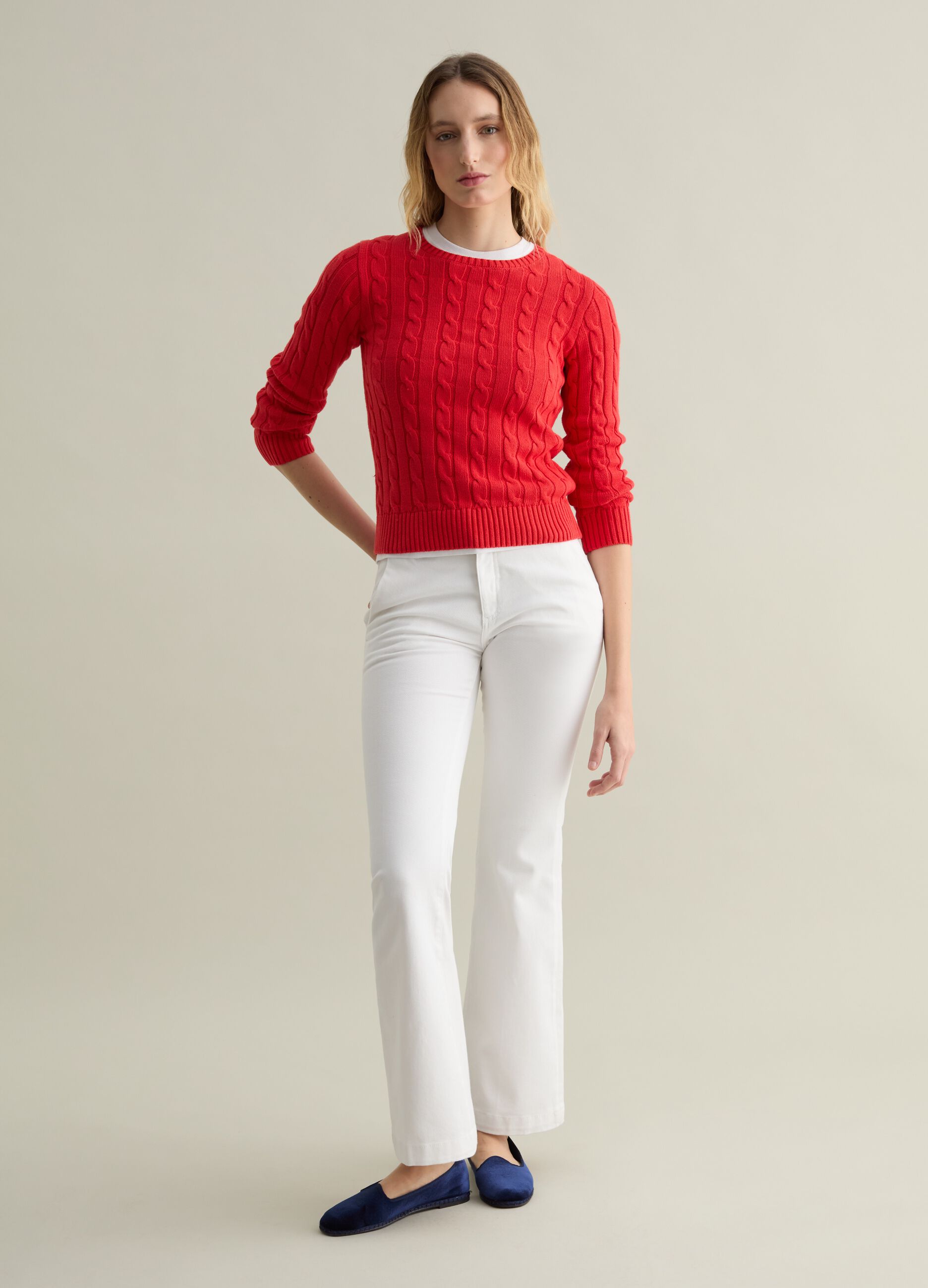 Ribbed pullover with cable-knit design