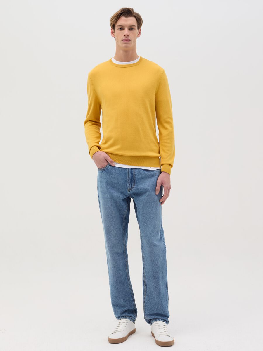 Round neck pullover_1