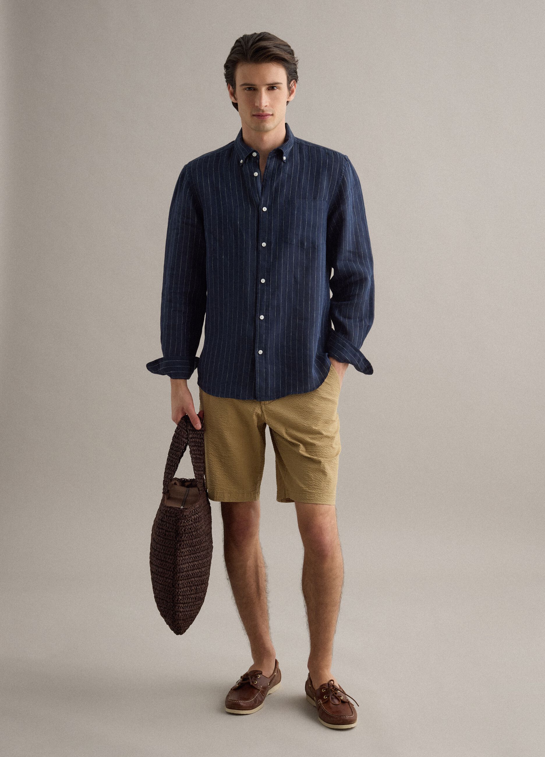 Beige stretch cotton chino shorts, regular fit