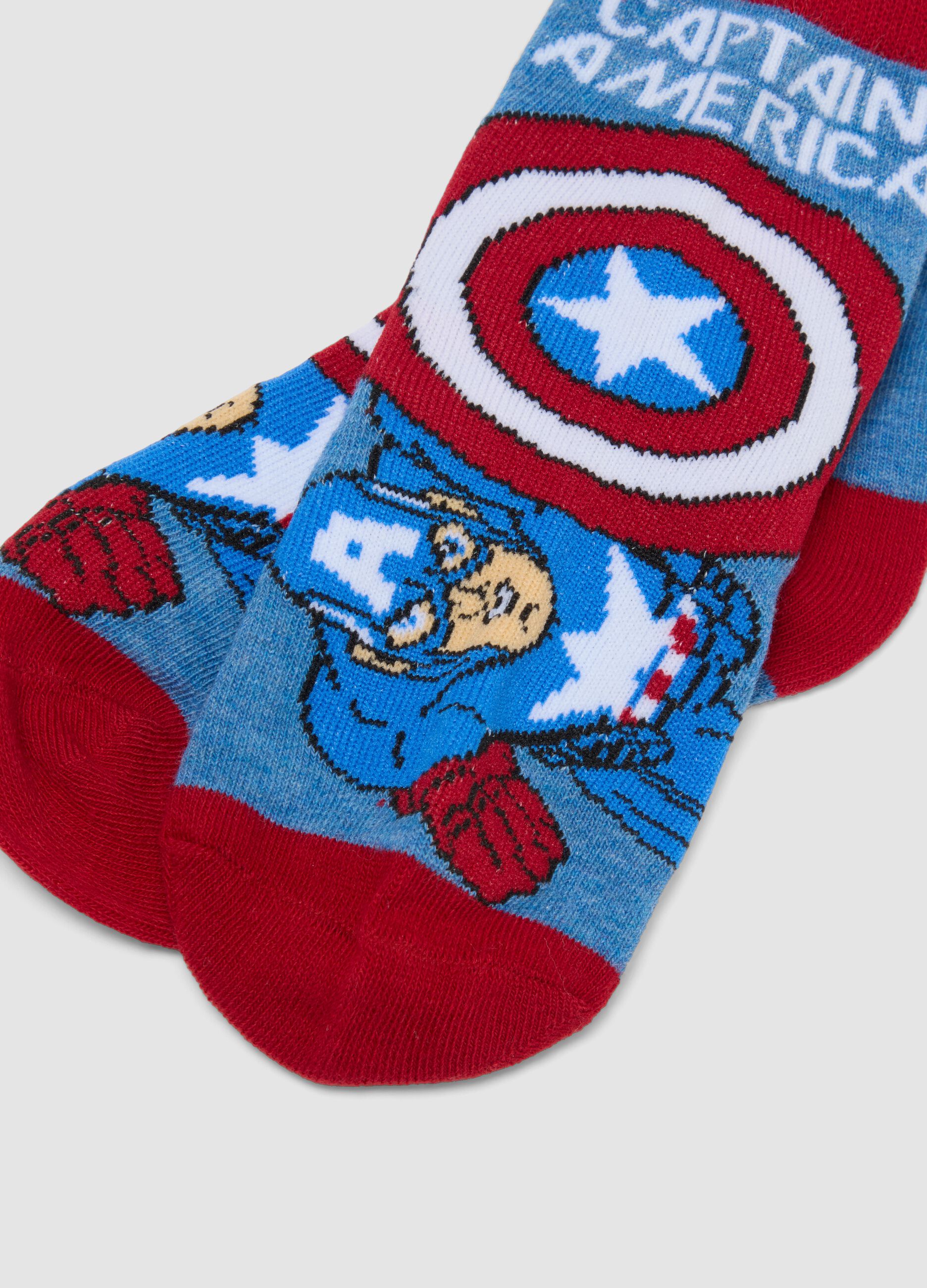 3-pack of Avengers-themed short socks in stretchy organic cotton