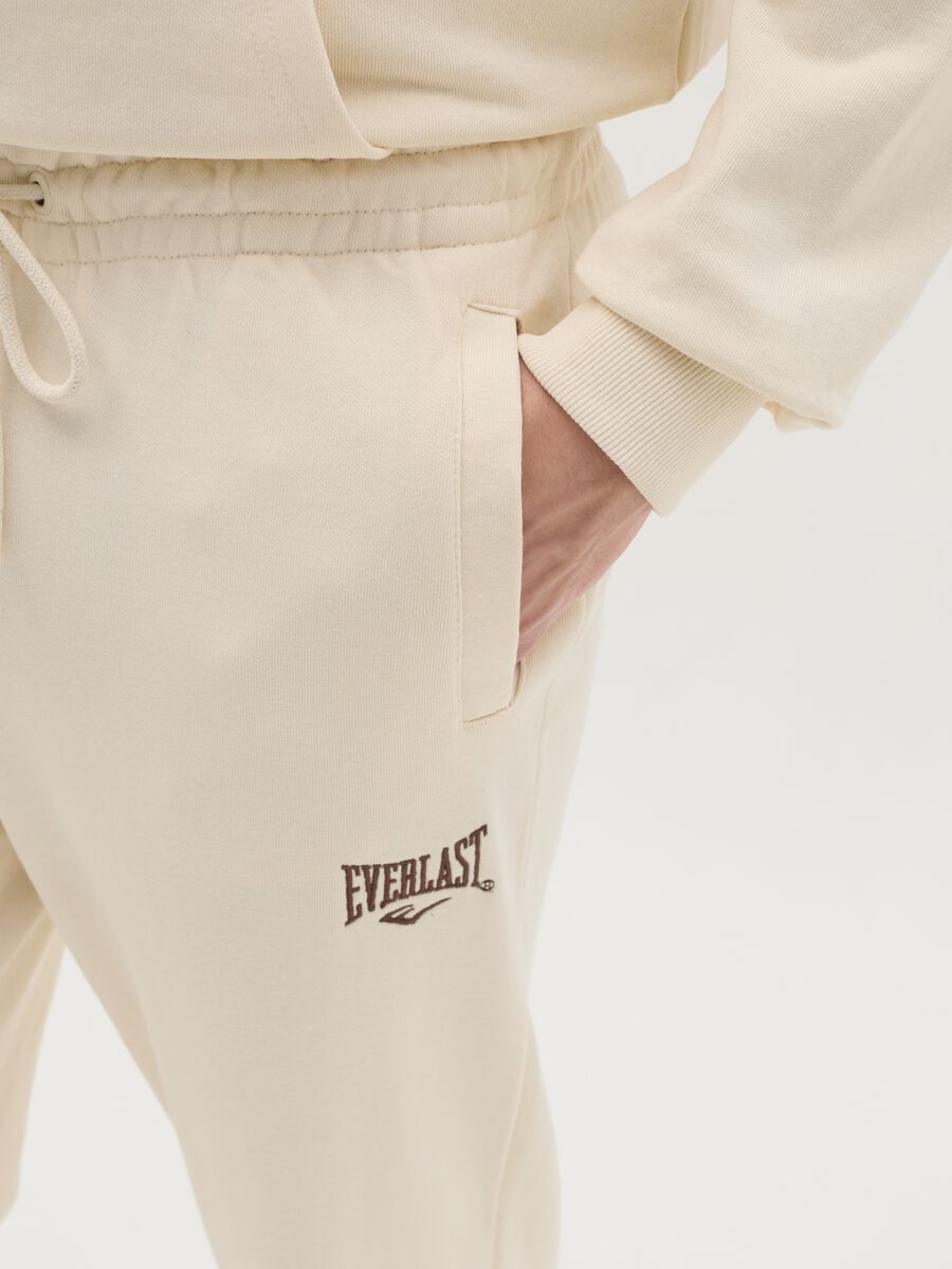 Slim-fit joggers with logo embroidery and drawstring_2