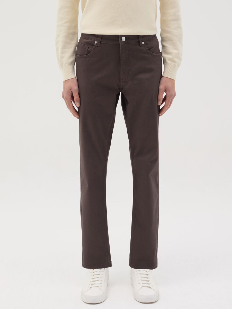 Slim-fit trousers with five pockets_1