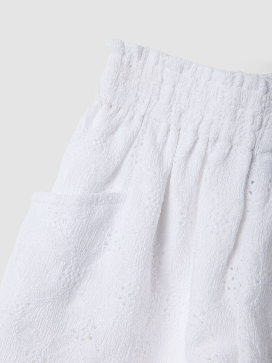 Girls&rsquo; white stretch shorts with elasticated waist, regular fit_2