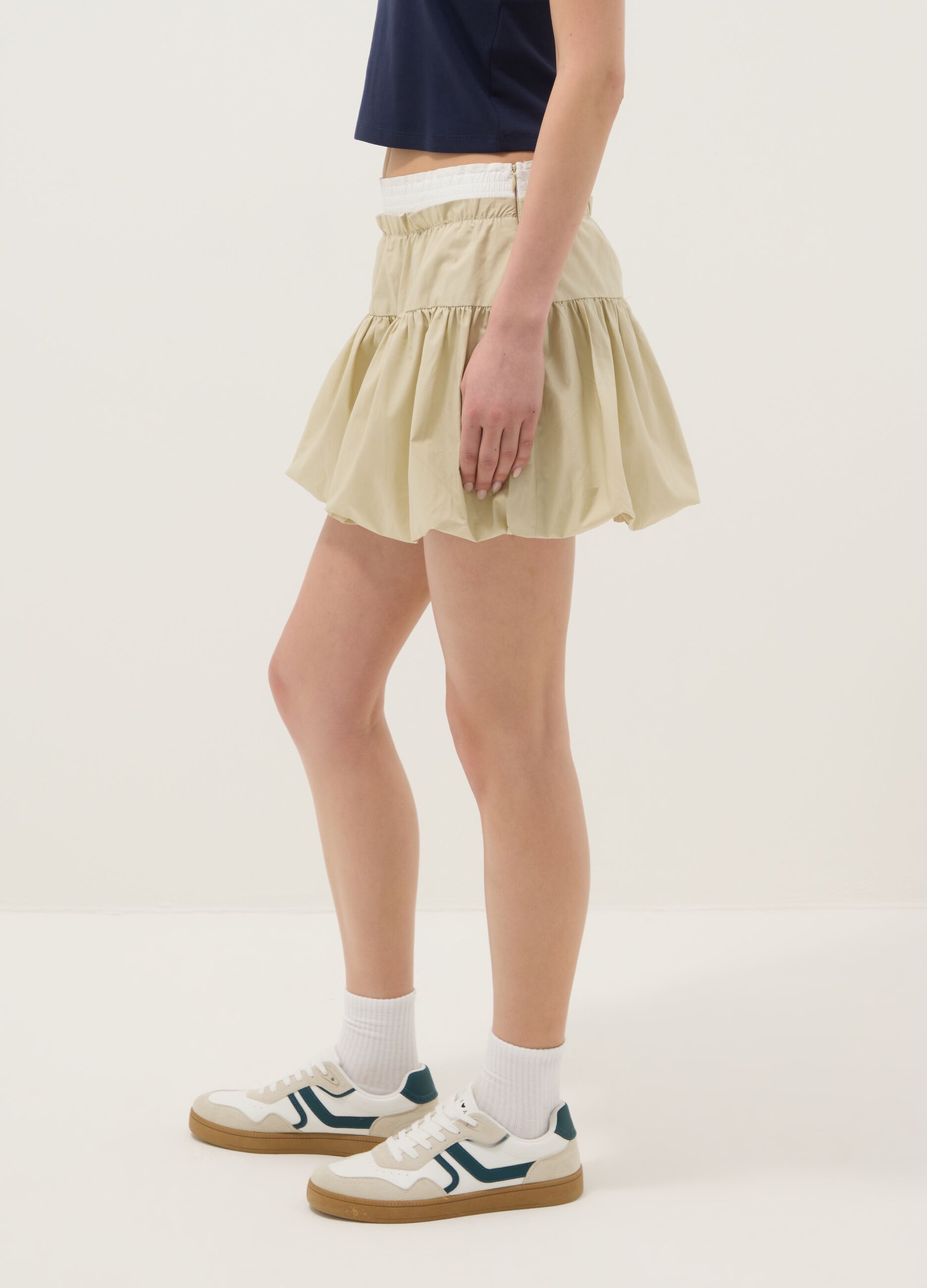 Pure cotton beige skirt with regular fit and ruched design