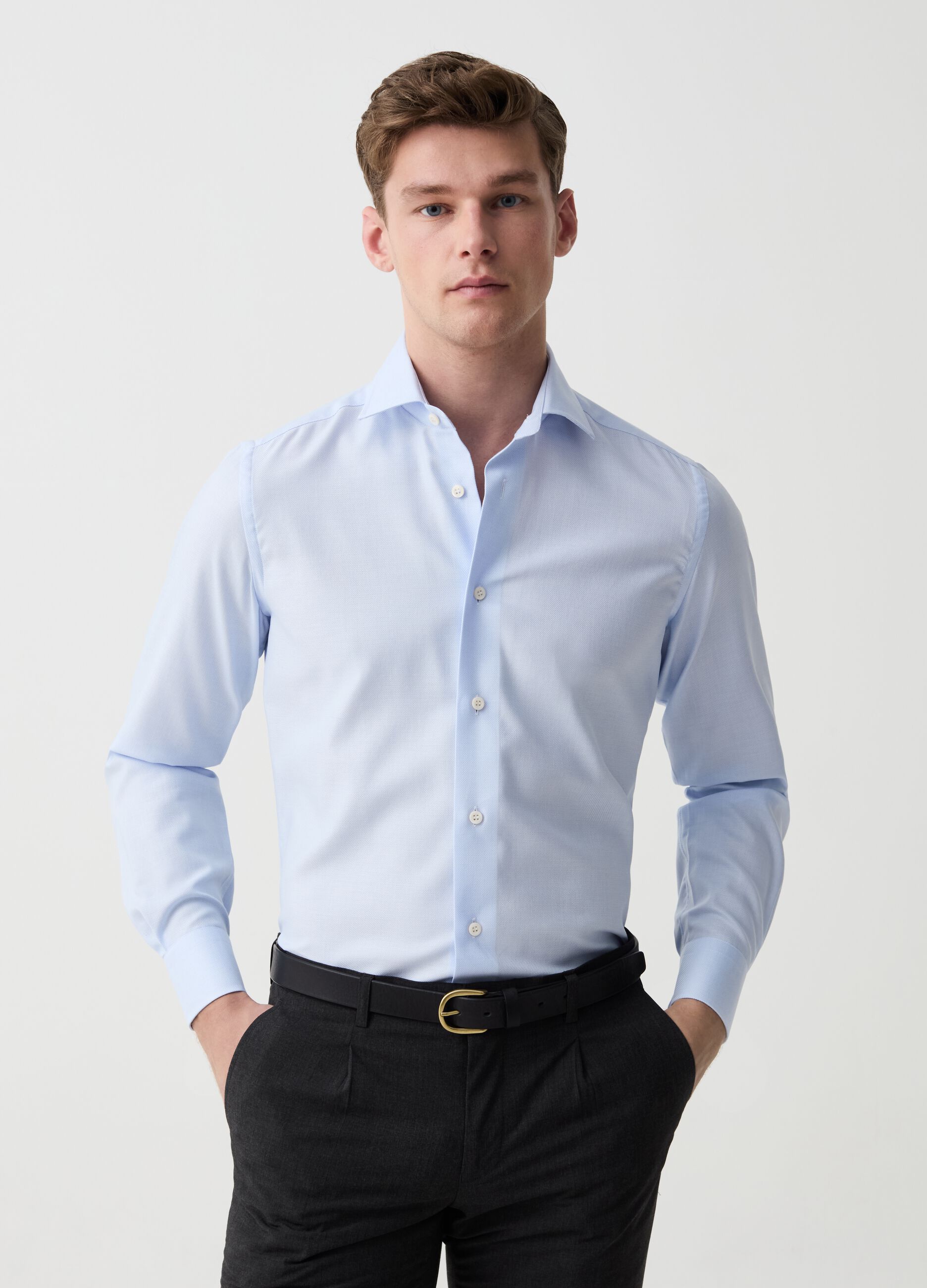 Solid colour slim-fit easy-iron shirt