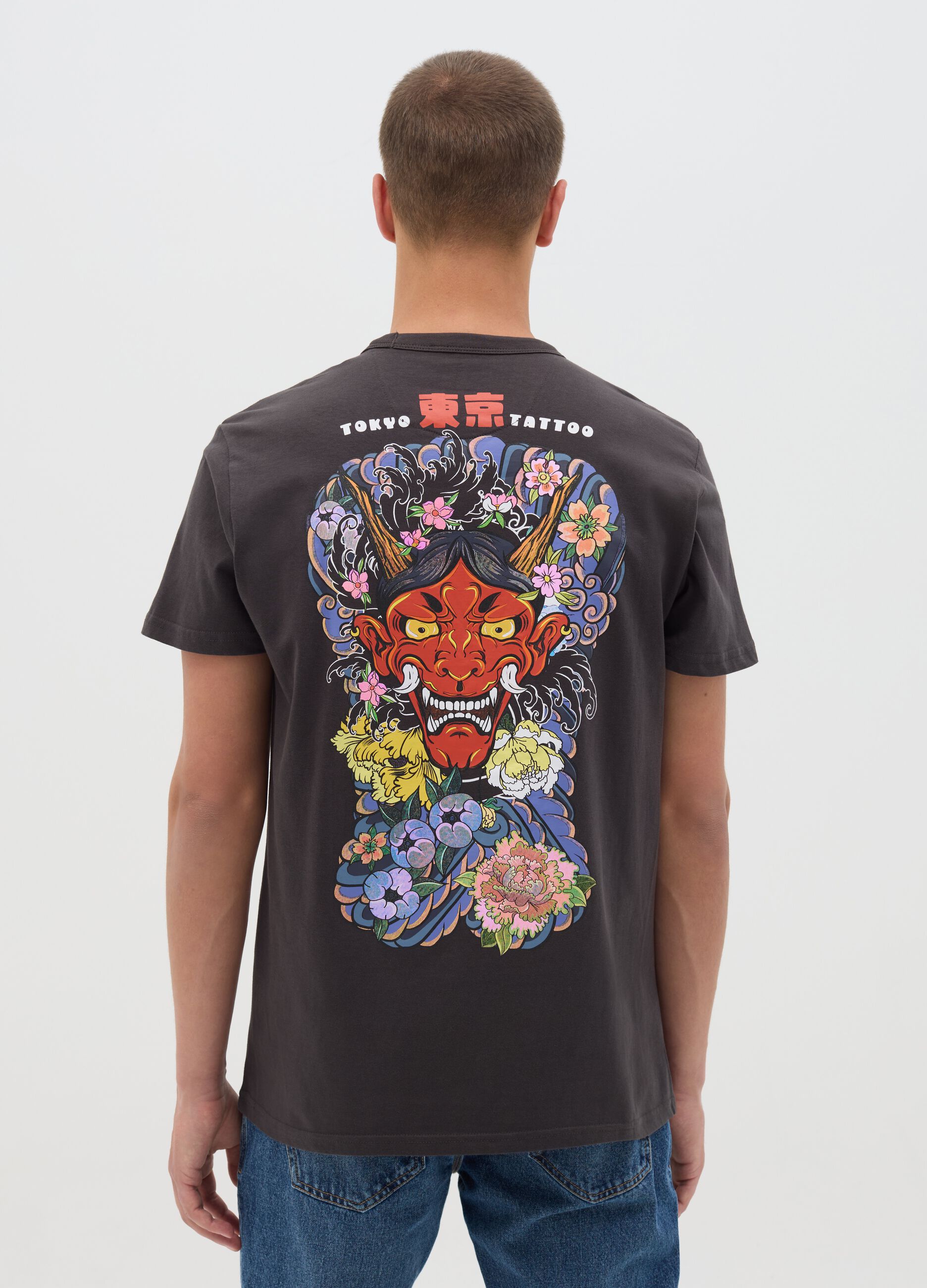 Black short-sleeve T-shirt with Tokyo Tattoo print