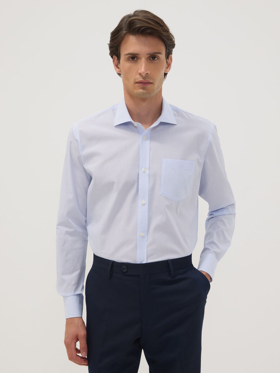 Camicia azzurra in misto cotone a righe sottili easy iron regular fit_0