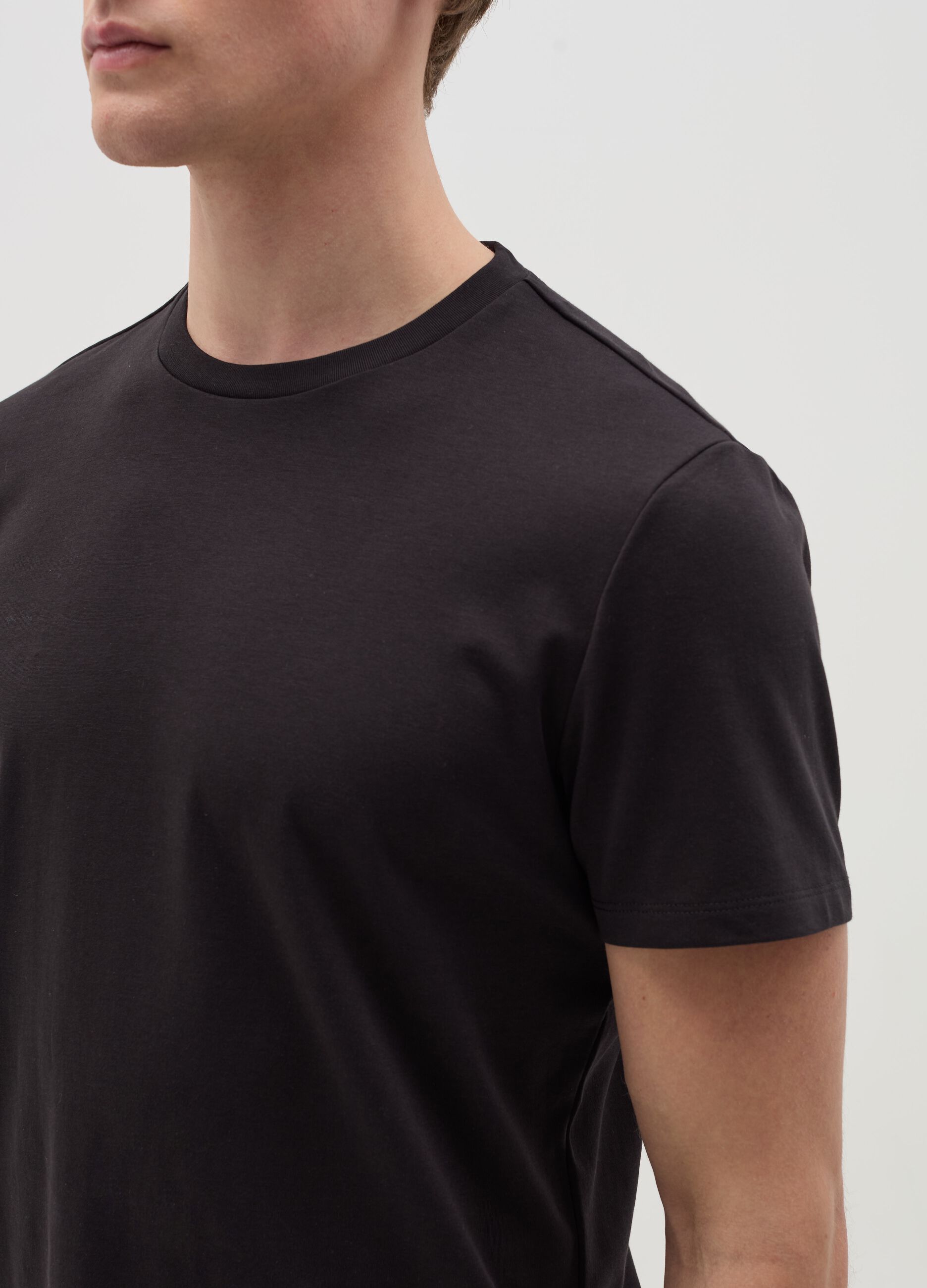 T-shirt in tessuto tecnico