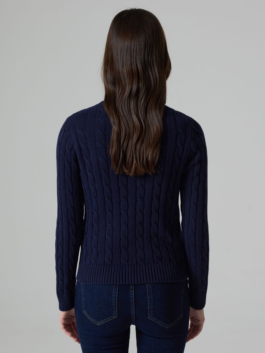 Ribbed pullover with cable-knit design_1