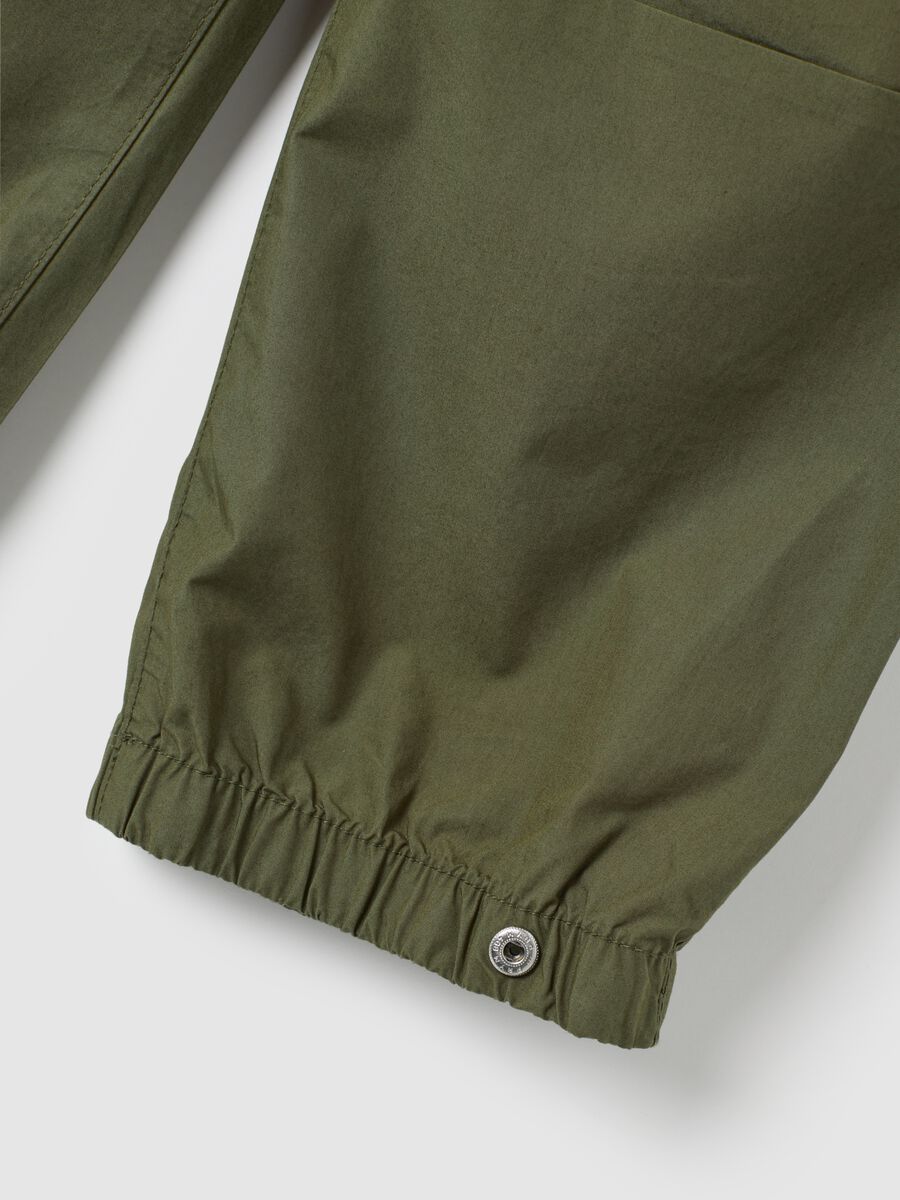 Cargo joggers in cotton with drawstring_3