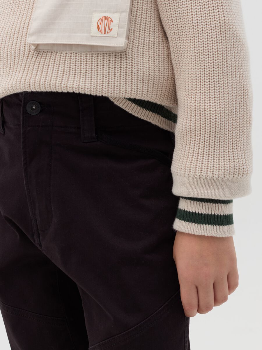 Regular-fit trousers in stretch twill_3