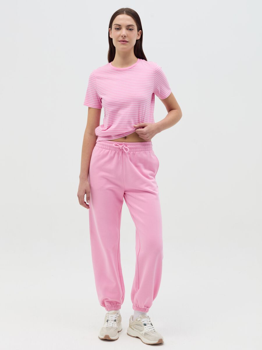 Essential cotton T-shirt with thin stripes_1