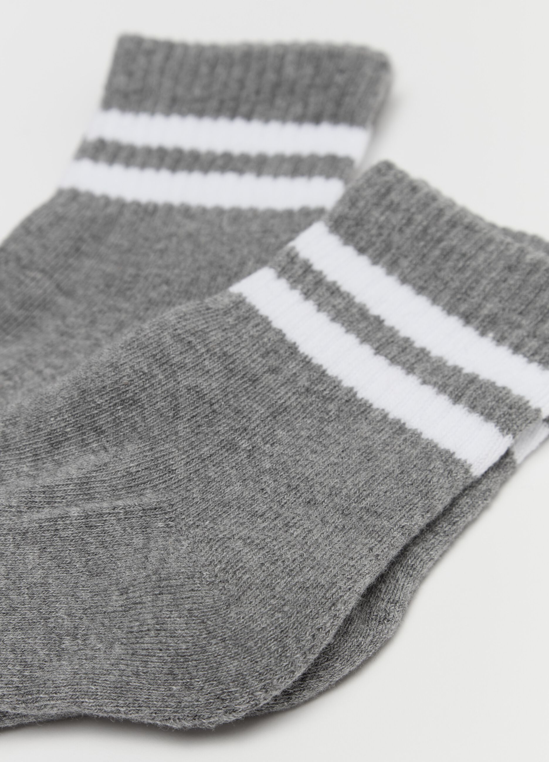 Three-pair pack tennis socks with striped bands