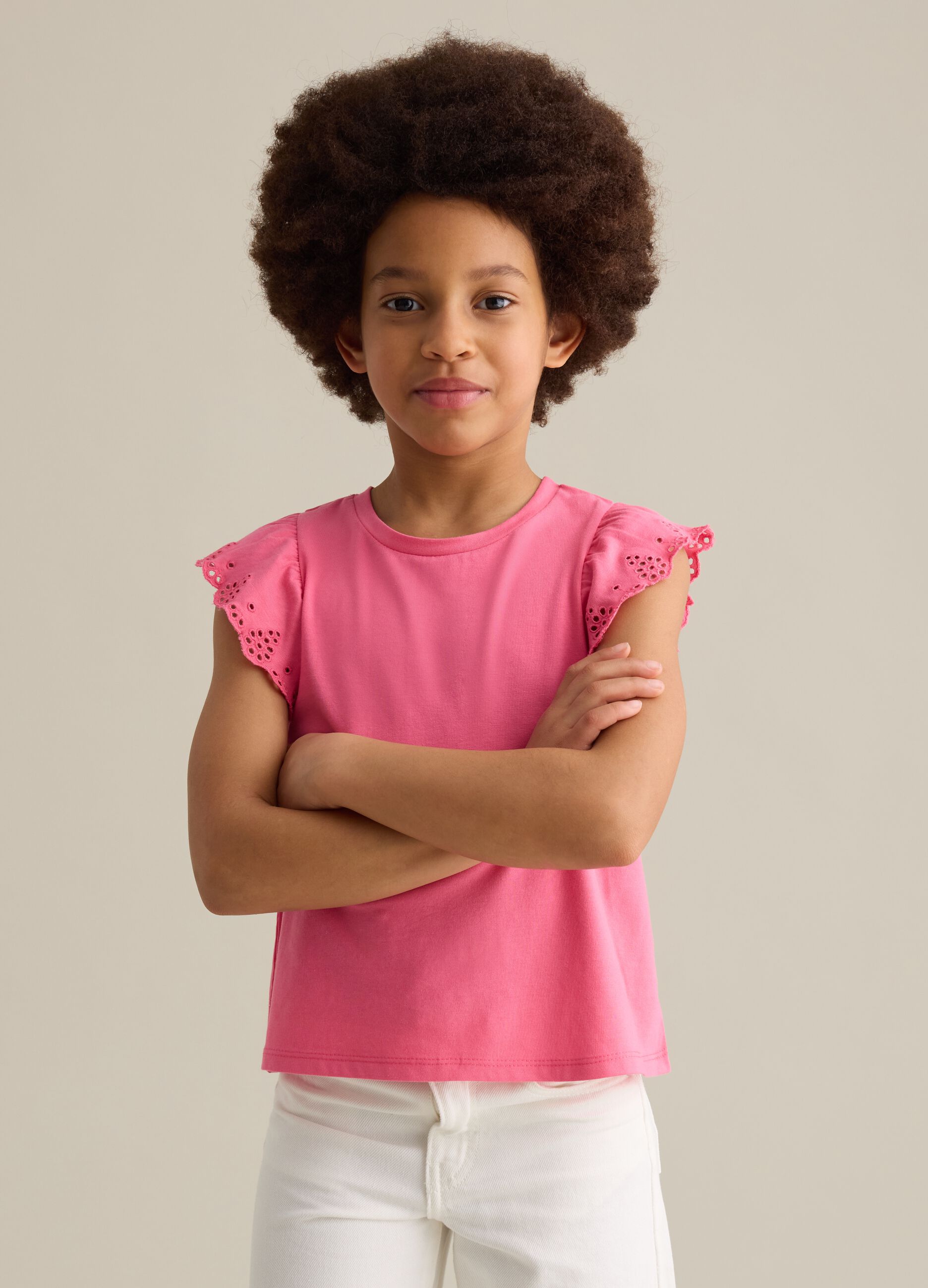 Pink stretch cotton T-shirt with broderie anglaise sleeves