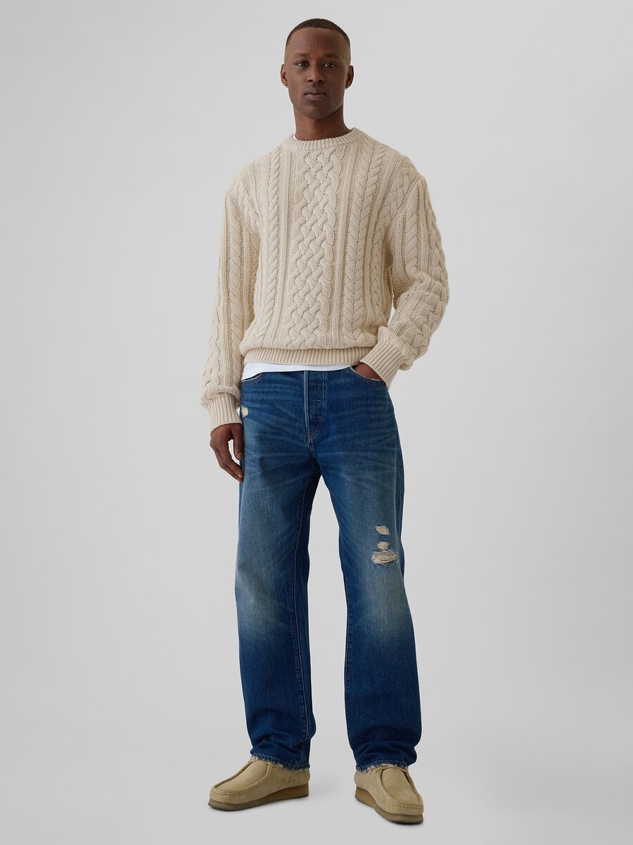 Pullover with cable-knit design_1