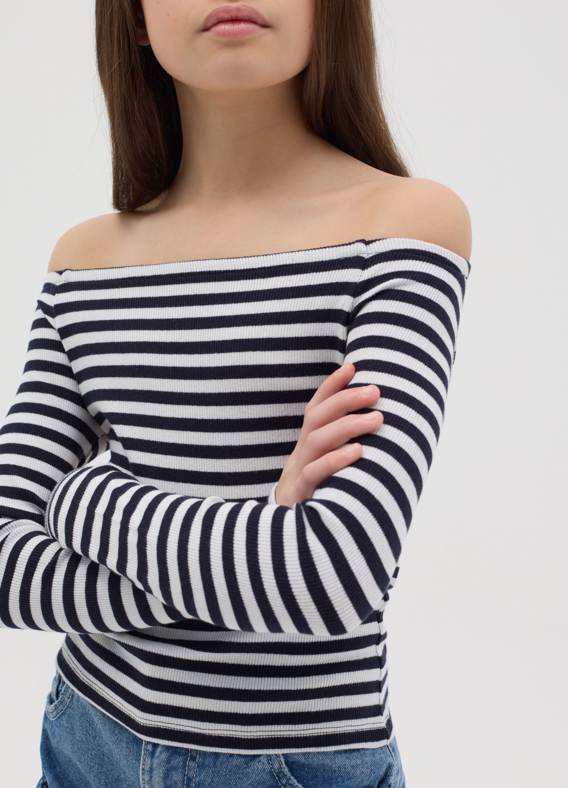Long-sleeved T-shirt with stripes