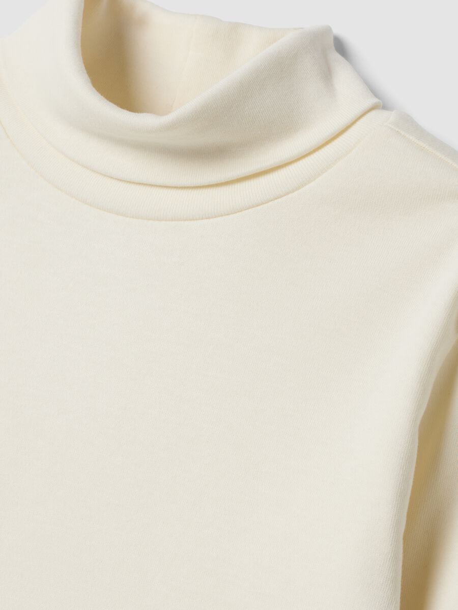T-shirt bianca a dolcevita in puro cotone organico_2