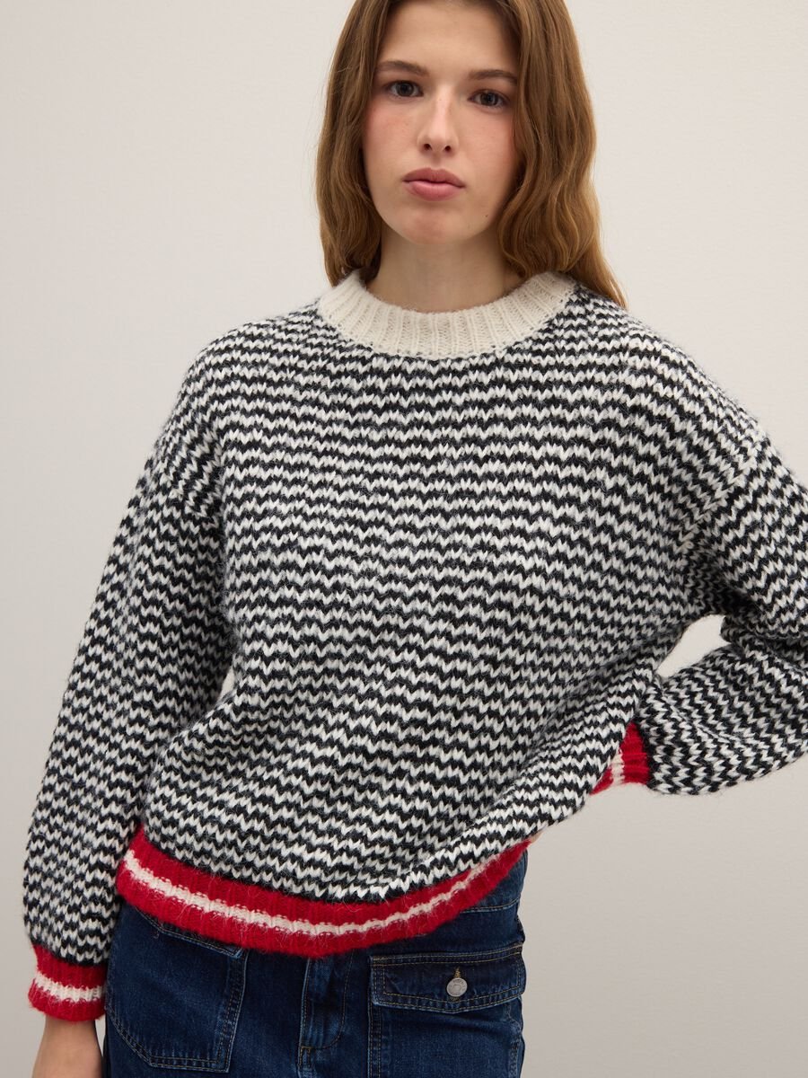 Multicolour striped regular fit sweater_0