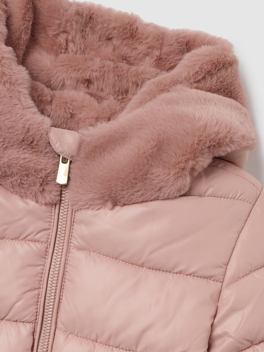 Giacca imbottita rosa da bimba regular fit con cappuccio e zip _3