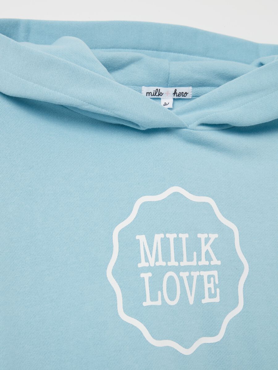Sweatshirt with hood and pocket_5