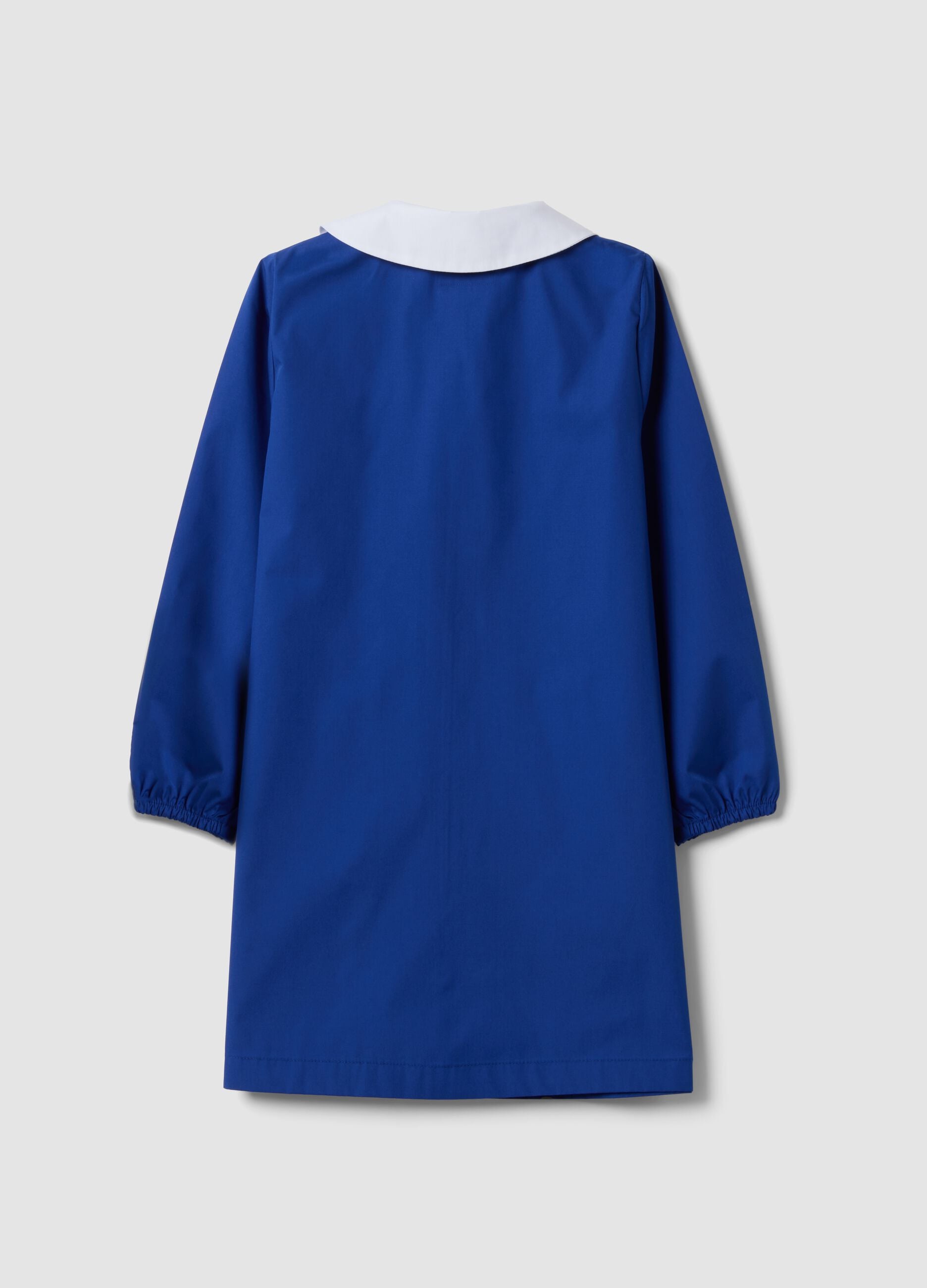 Blue girls&rsquo; school smock with kitten embroidery and classic collar
