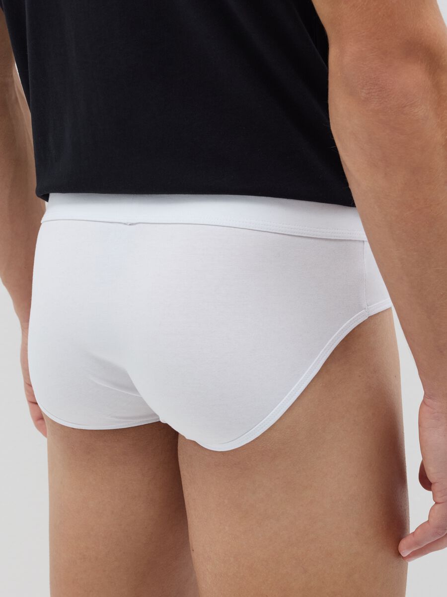 Two-pack briefs in Supima cotton_3