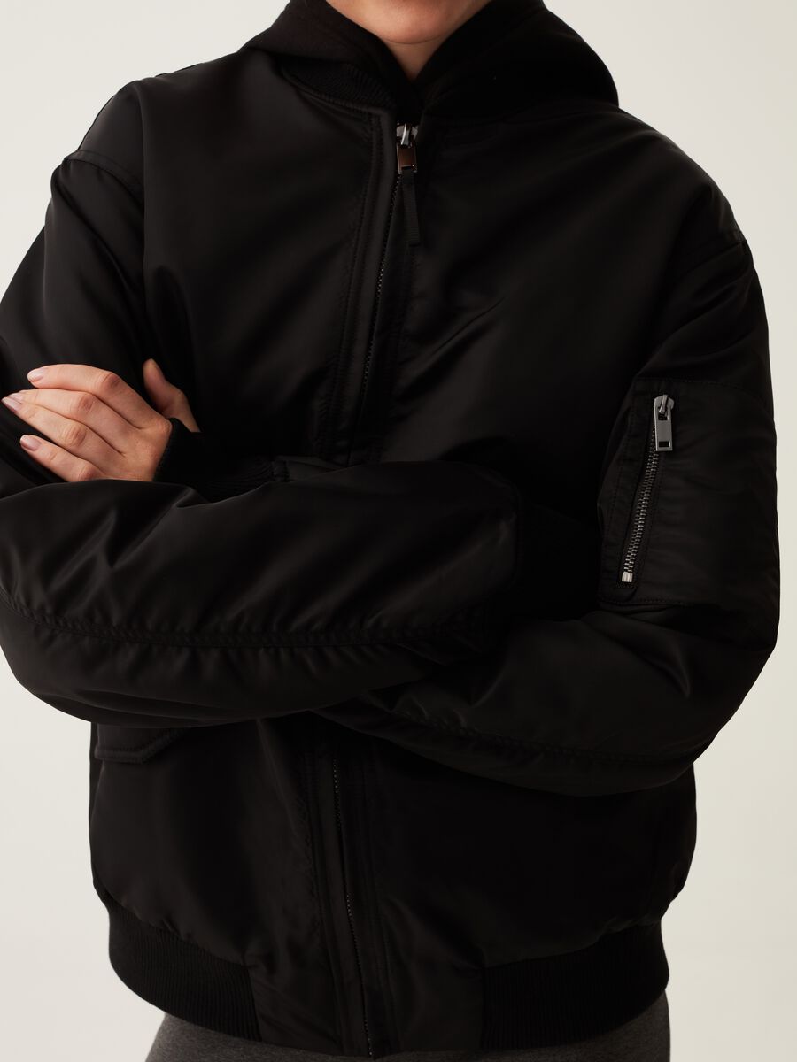 Bomber full-zip oversize con cappuccio_3
