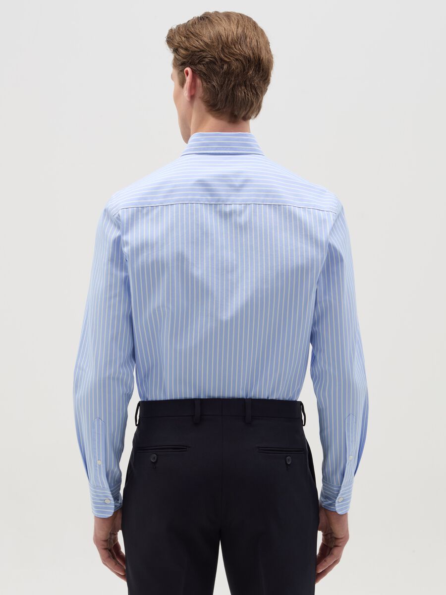 Easy-iron button-down shirt with stripes_1