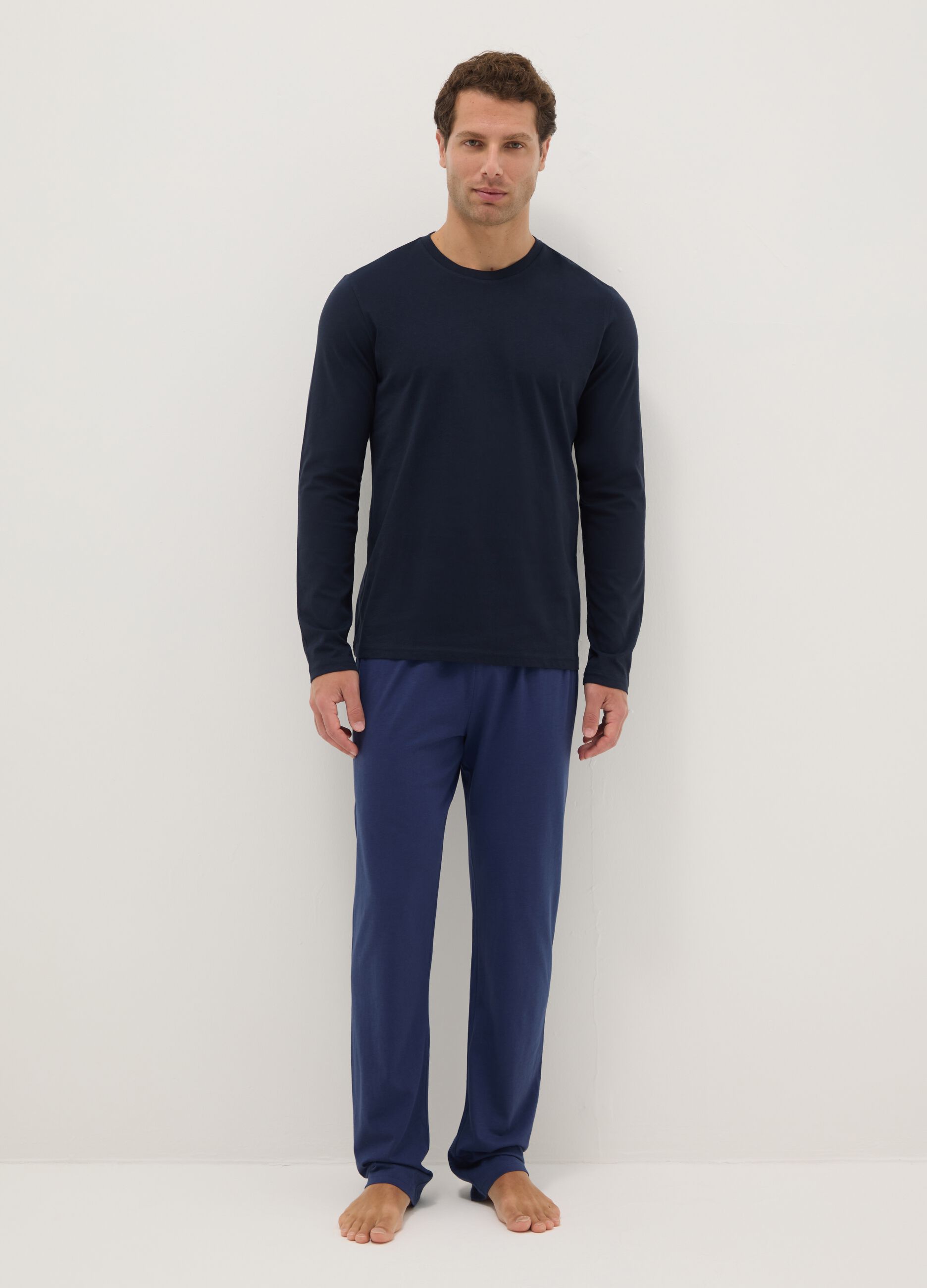 Blue crew neck long sleeve pyjamas in pure cotton regular fit