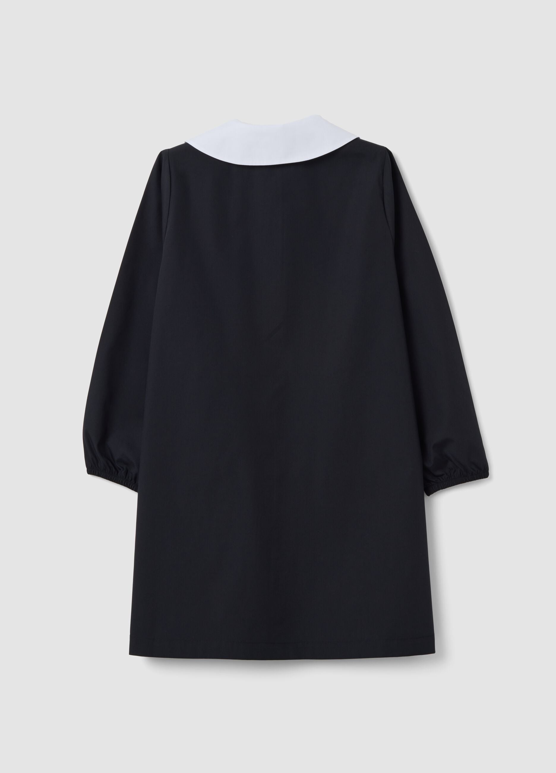 Black girls&rsquo; school smock with kitten embroidery and white collar