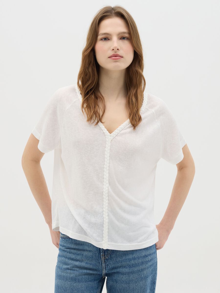 White T-shirt in viscose and polyester blend_0