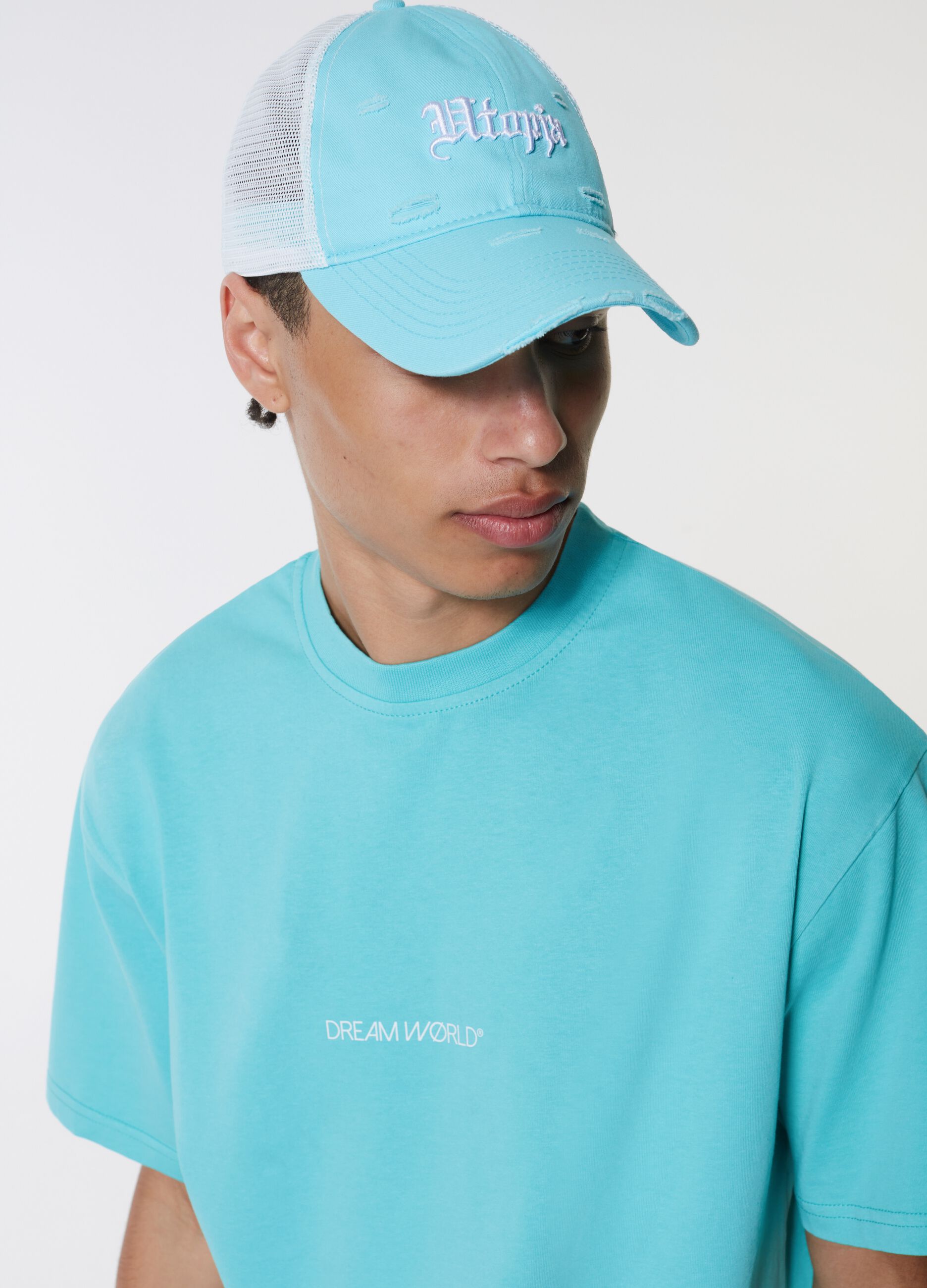 Distressed Trucker Cap Turquoise_0