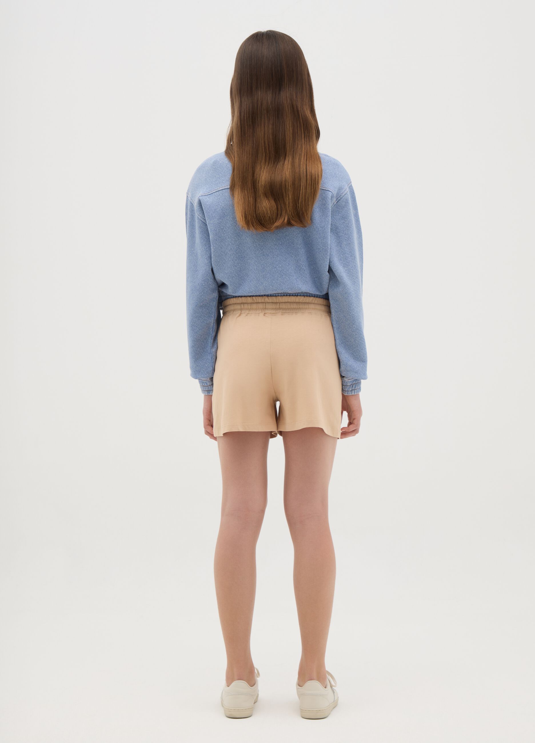 Girls' beige pure cotton shorts in regular fit