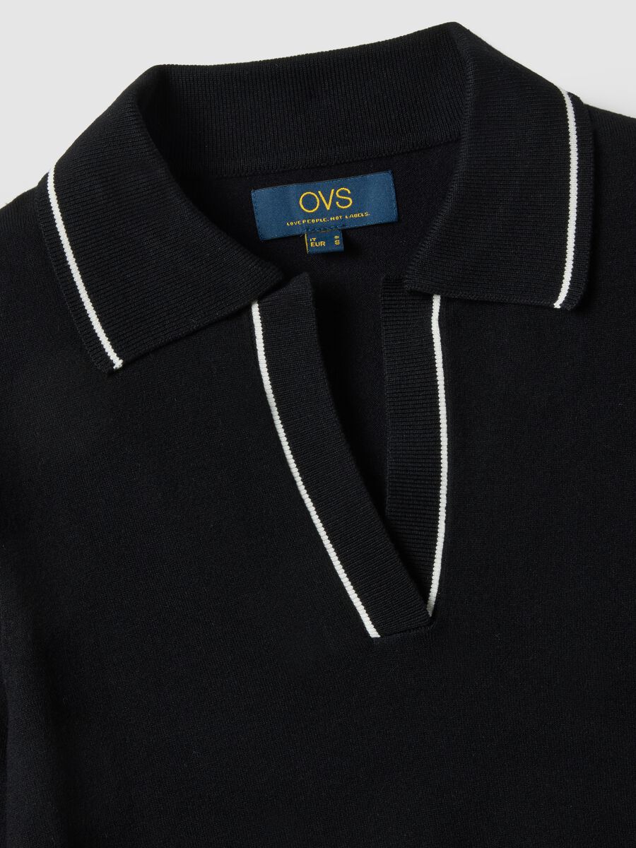 Black viscose blend slim fit polo with contrast stitching_5