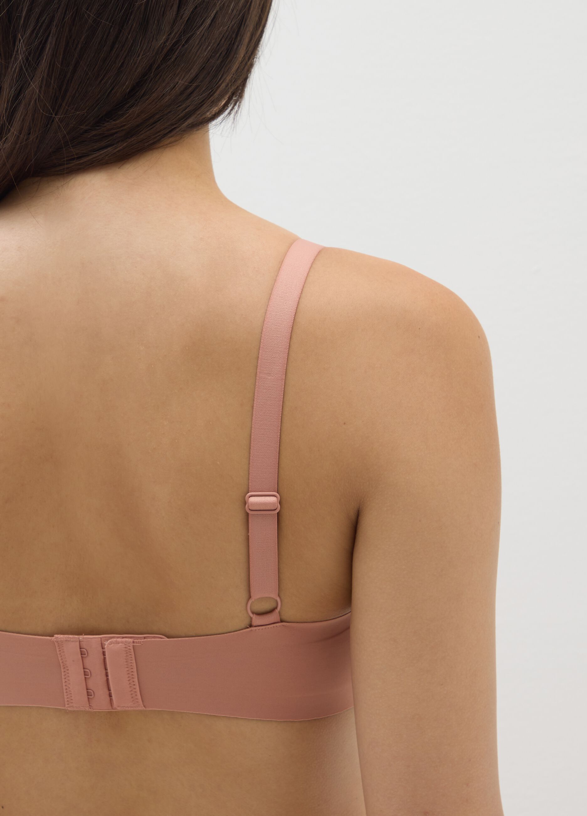 Bra in pink stretch fabric