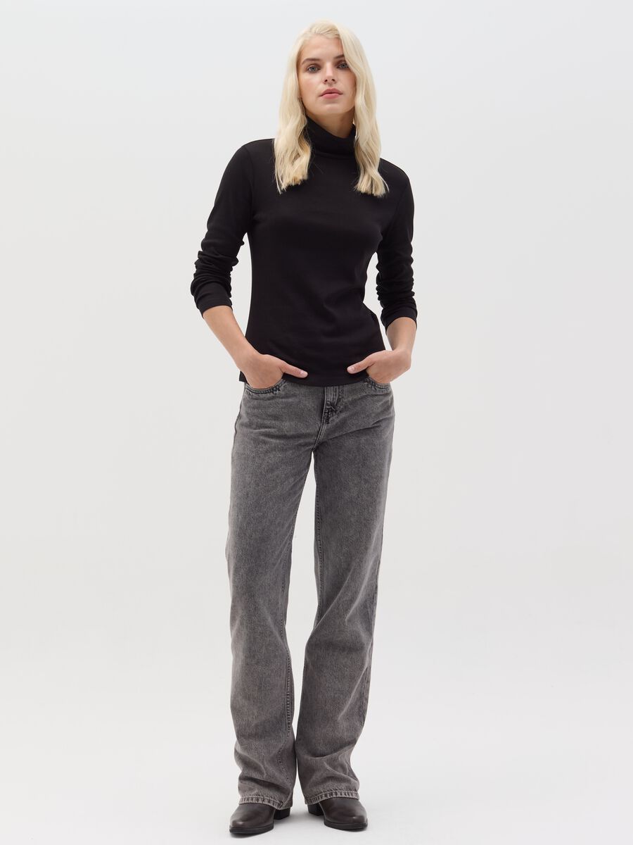 T-shirt with long sleeves and high neck_1