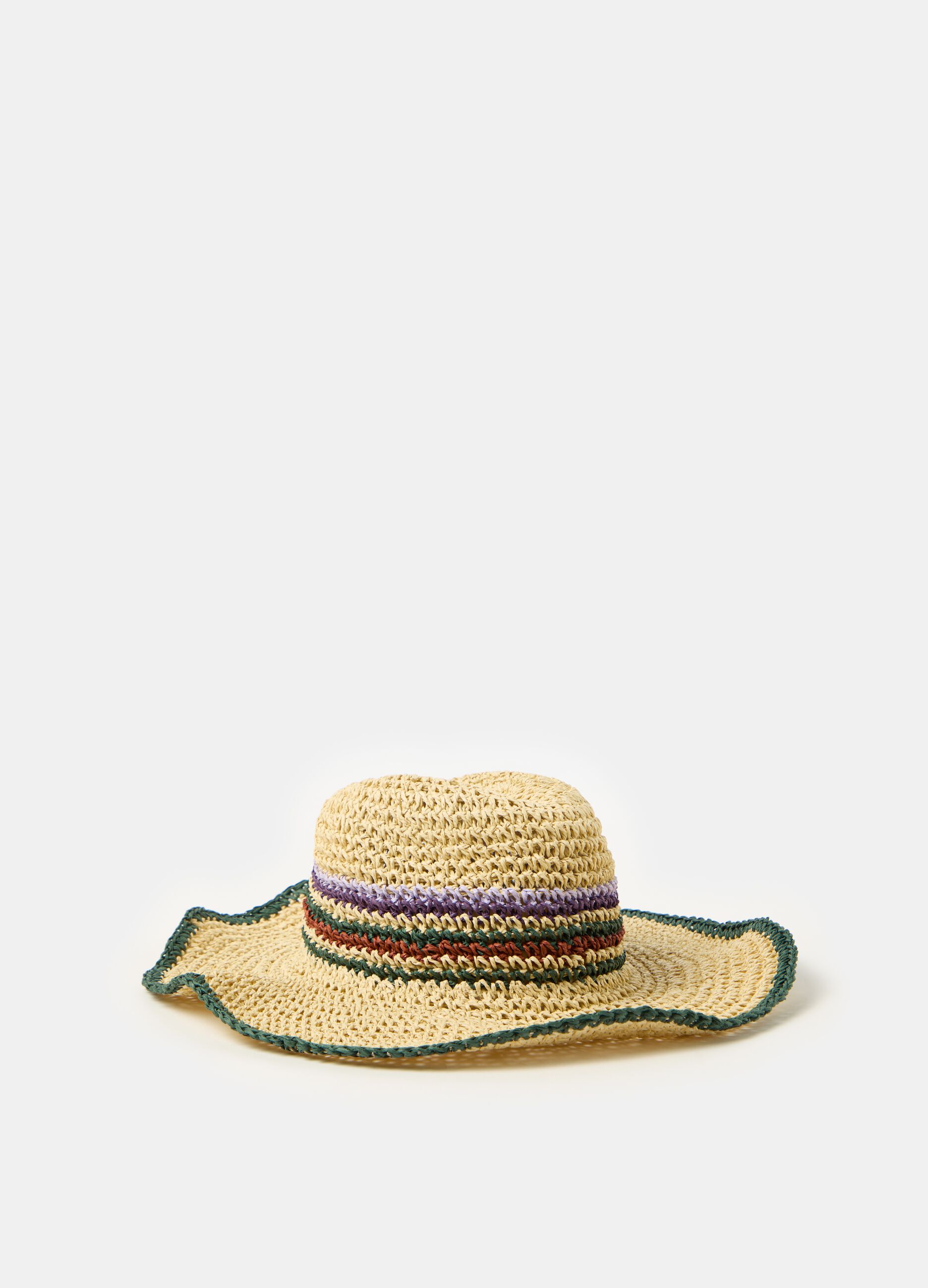 Hat with striped detail