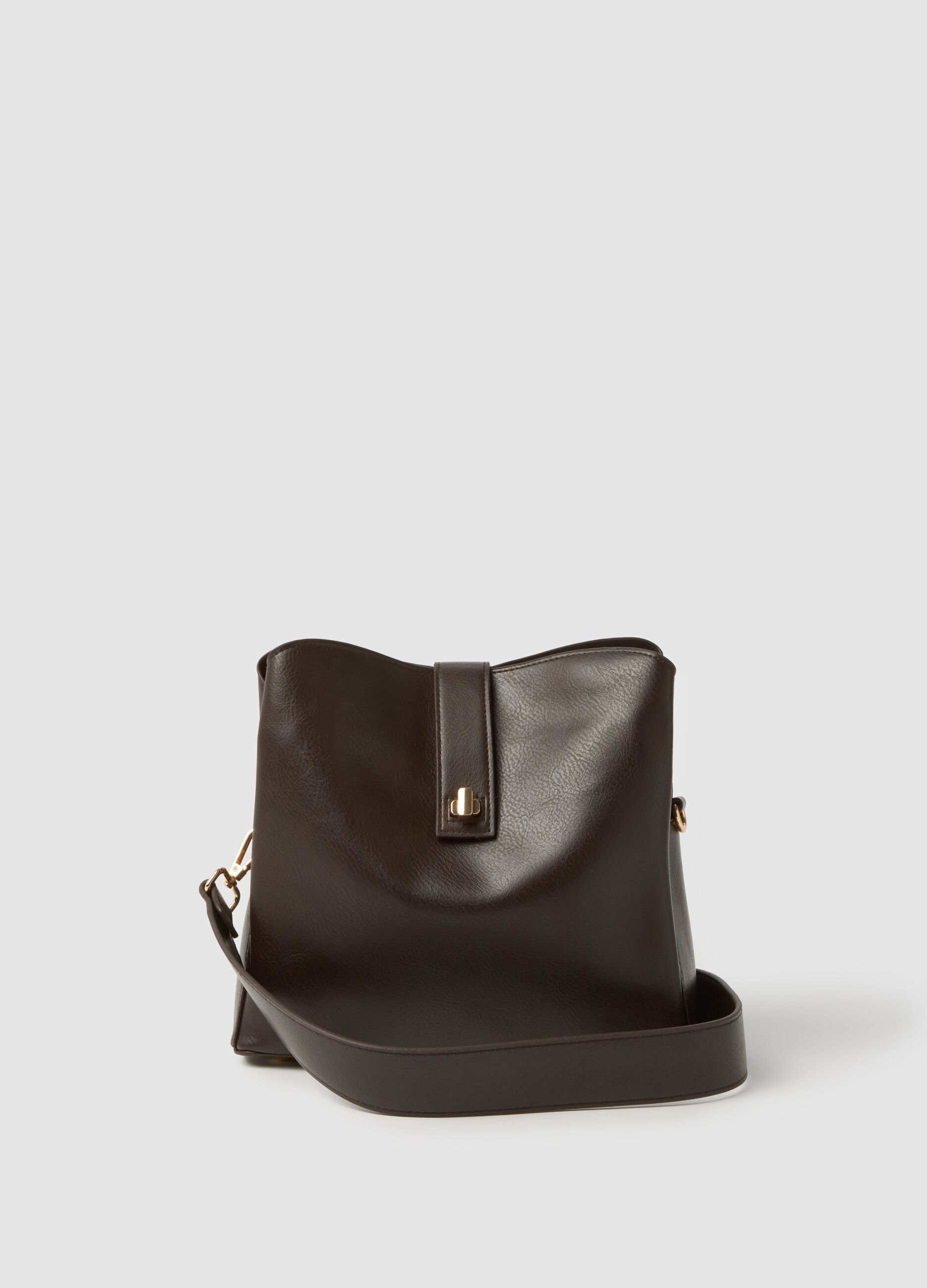 Brown shoulder bag