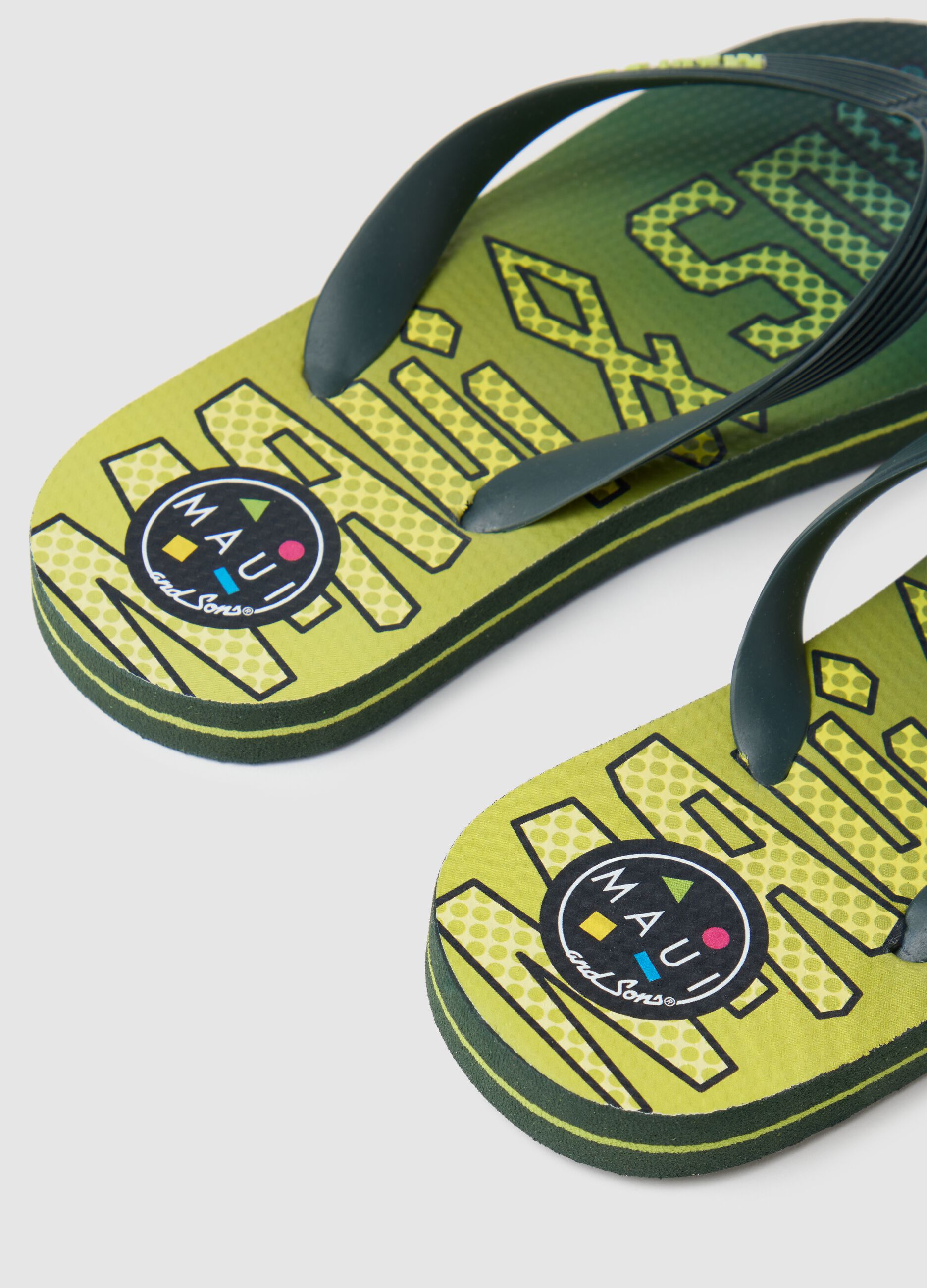 Multicolor boys' flip-flops