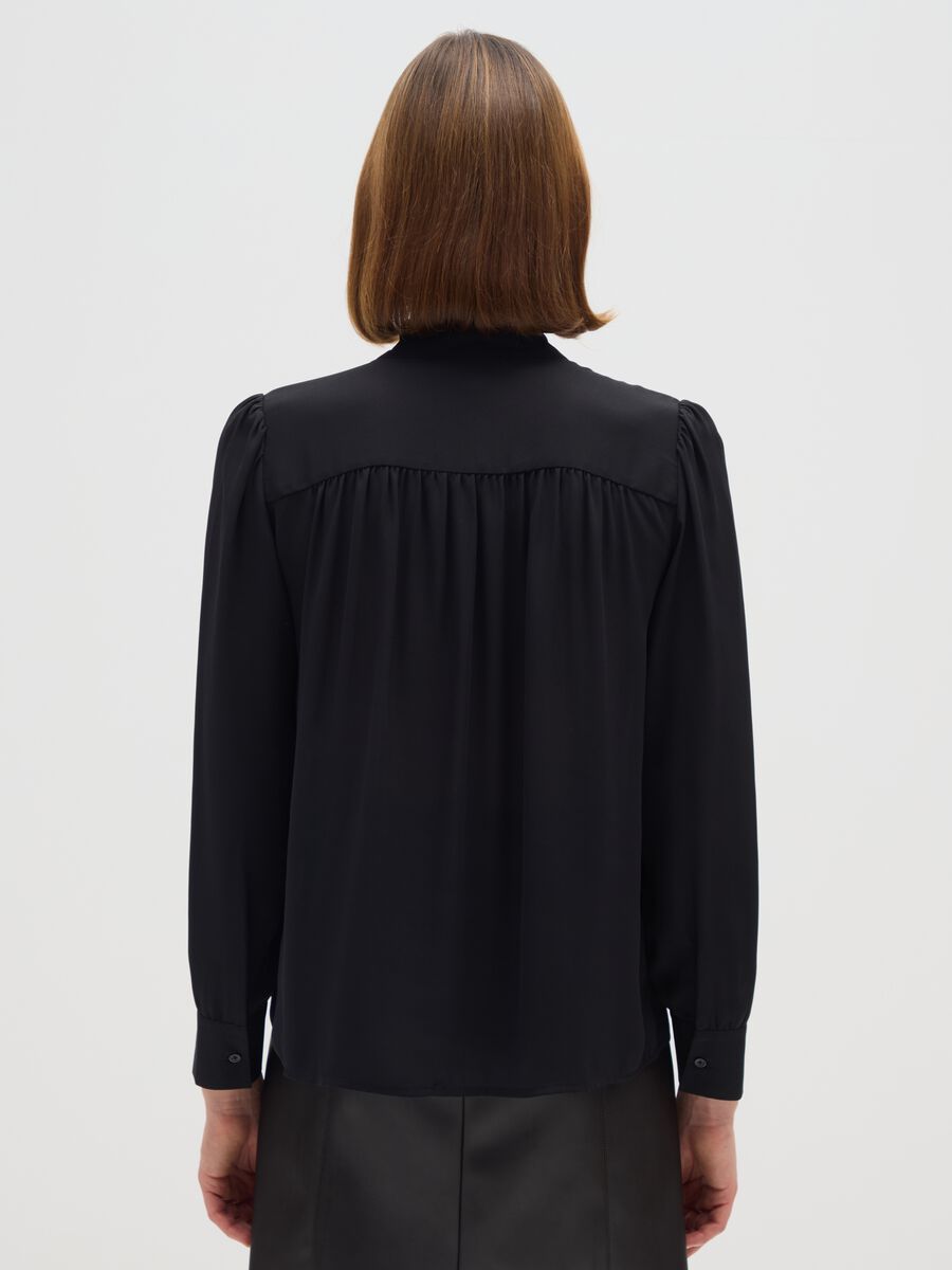 Black Long Sleeve Crepe Shirt_2
