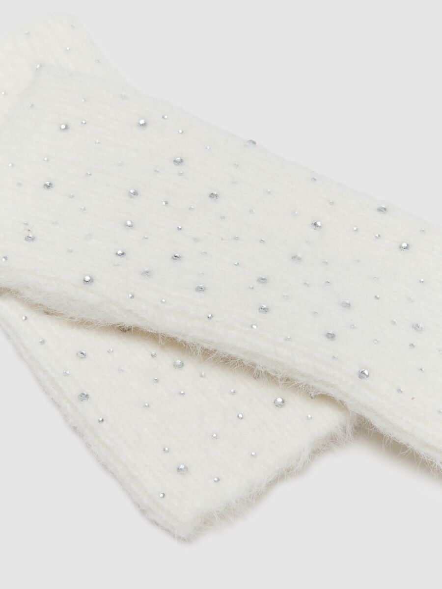White Fingerless Gloves with Decorations_2