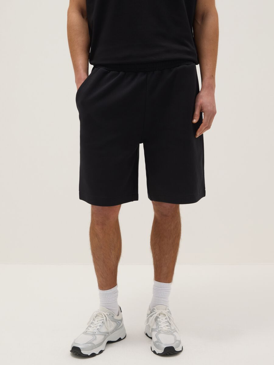 Black Stretch Cotton Bermuda Shorts Regular Fit_1