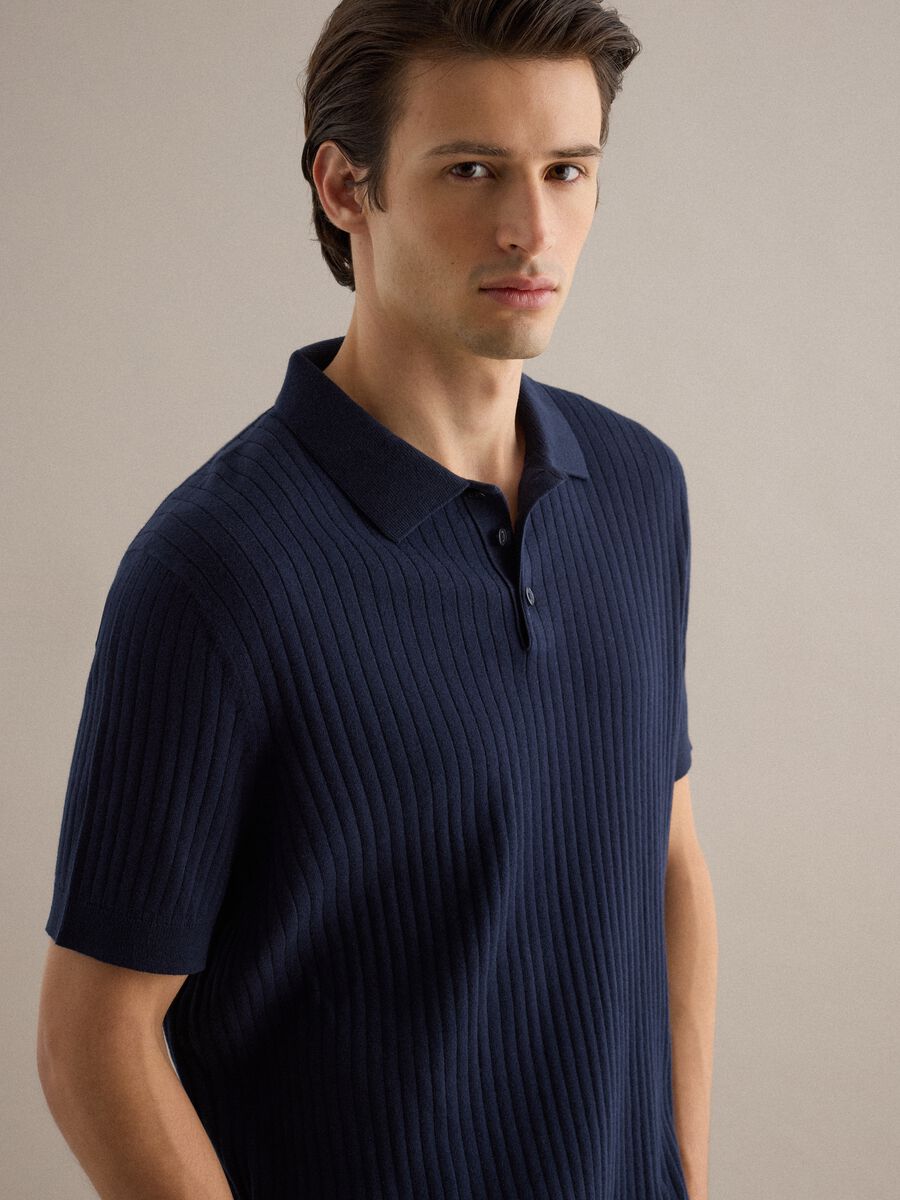 Blue striped regular fit short sleeve cotton polo shirt_3