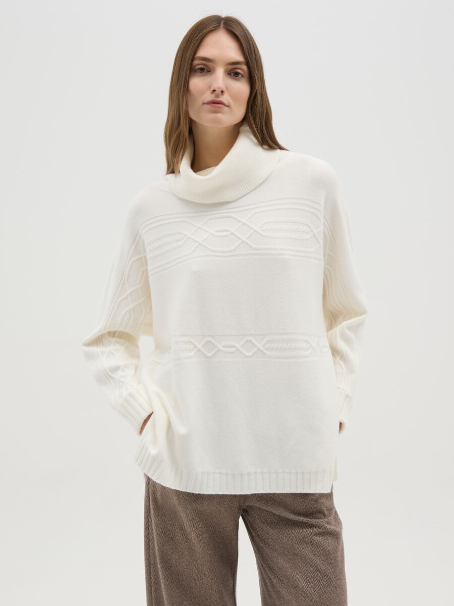 White Regular Fit Turtleneck Sweater with Embroidery_0