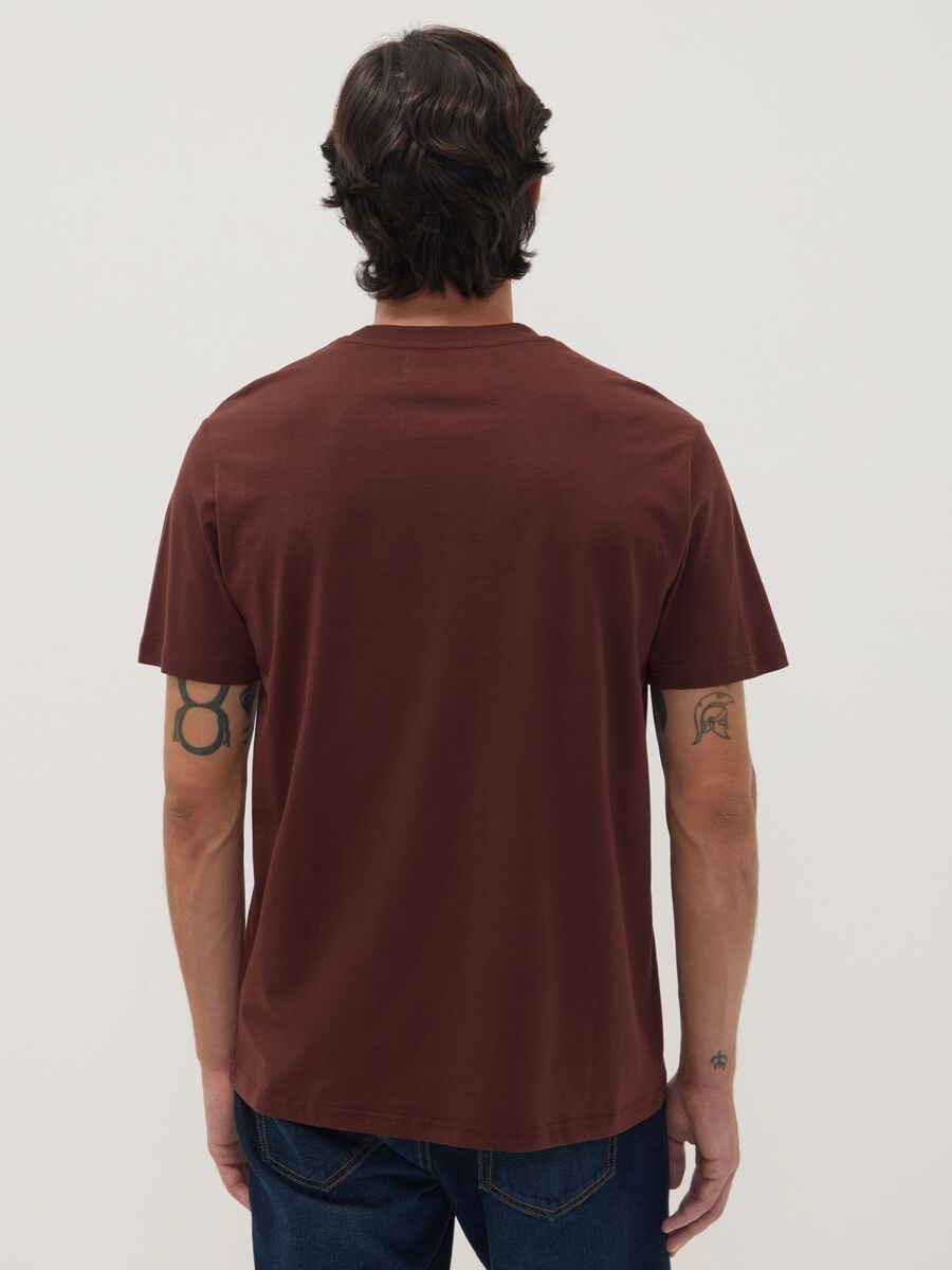 T-shirt marrone in puro cotone con girocollo e stampa Jeep_3