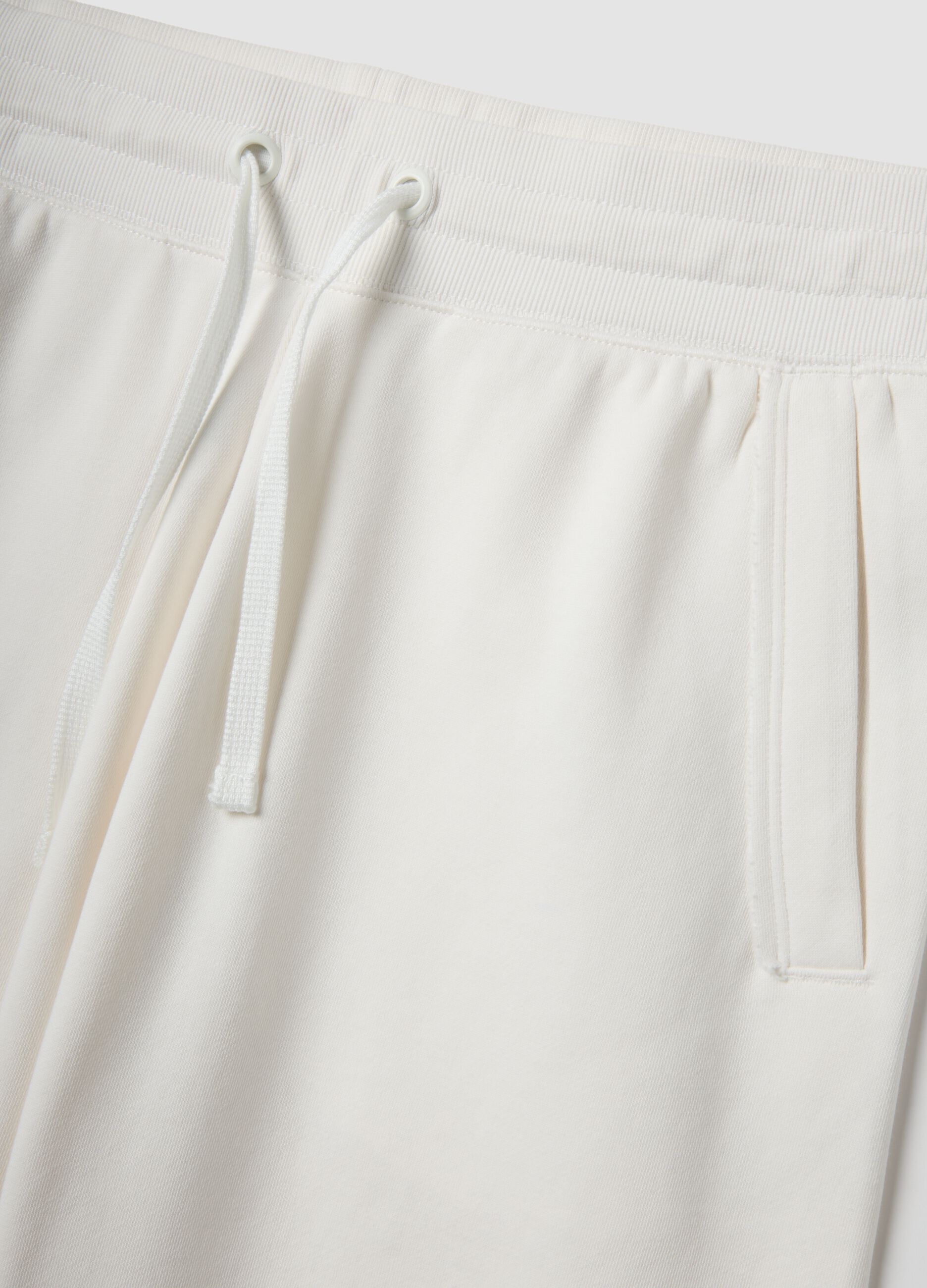 White relaxed-fit cotton-blend shorts