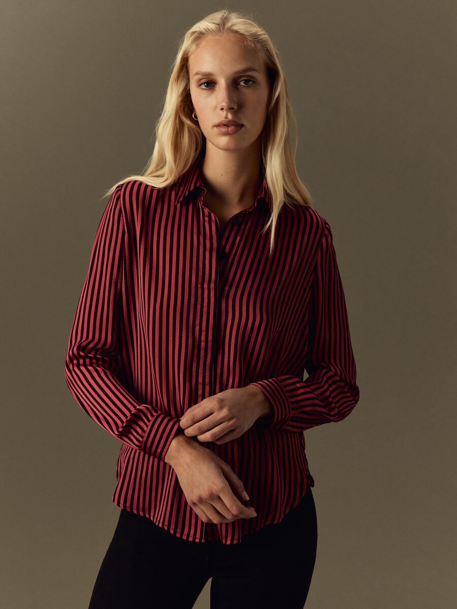 Camicia in crêpe fantasia_1