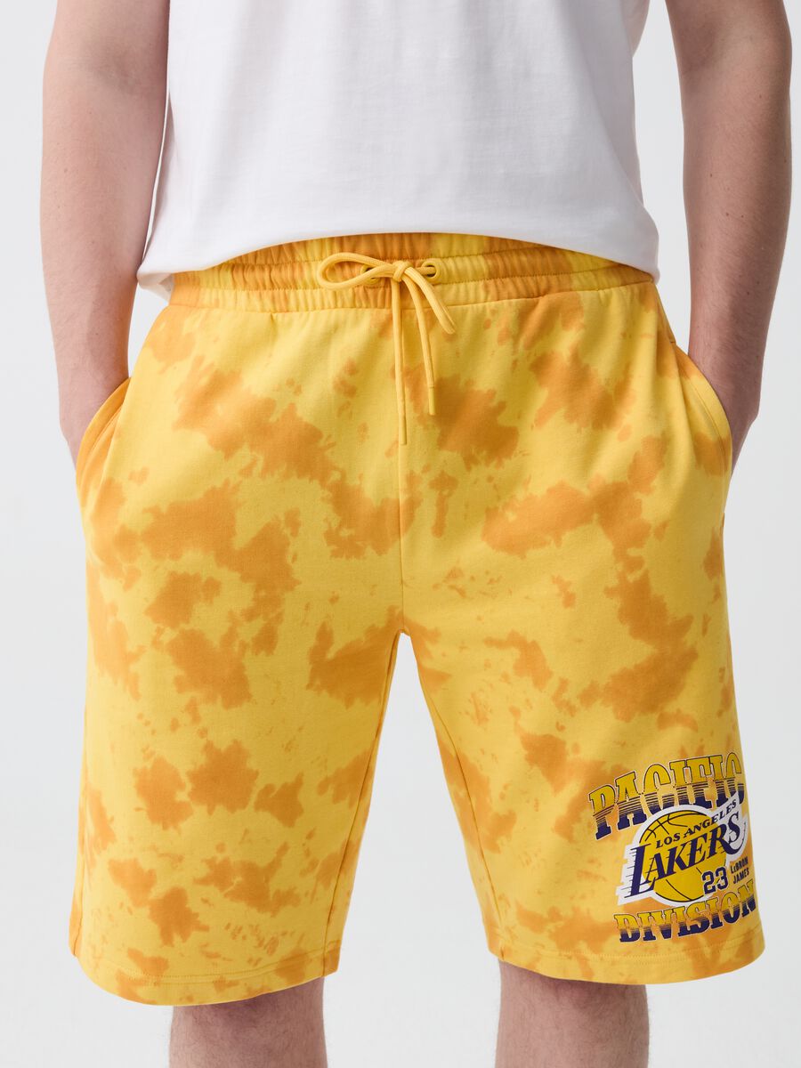 Fleece Bermuda shorts with NBA Los Angeles Lakers print_1