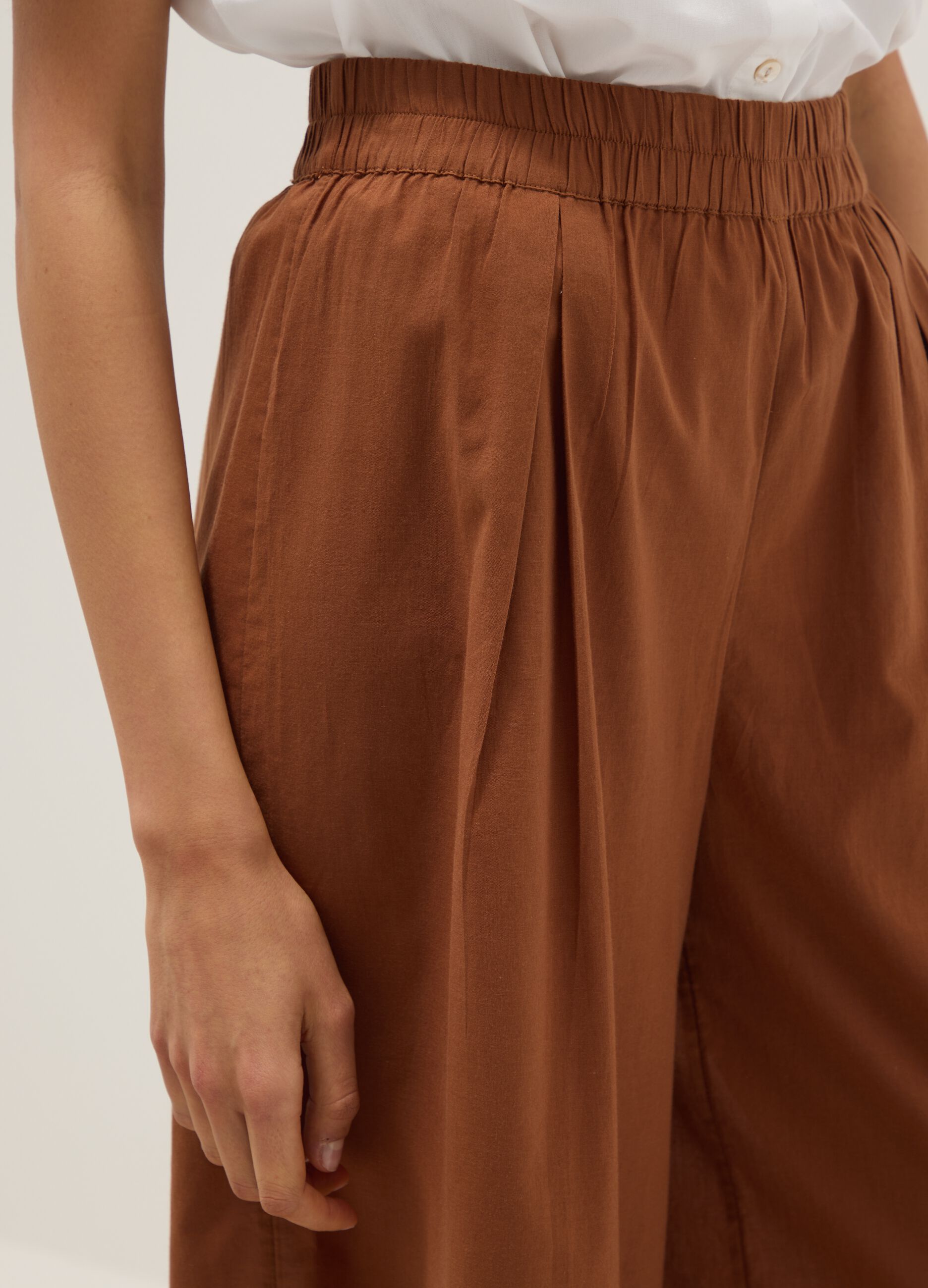 Brown regular-fit pure cotton trousers